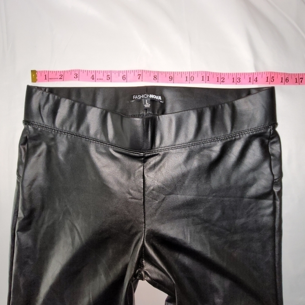 Fashion Nova Black Pleather Skinny Pants Women's Size Large - Picture 10 of 12